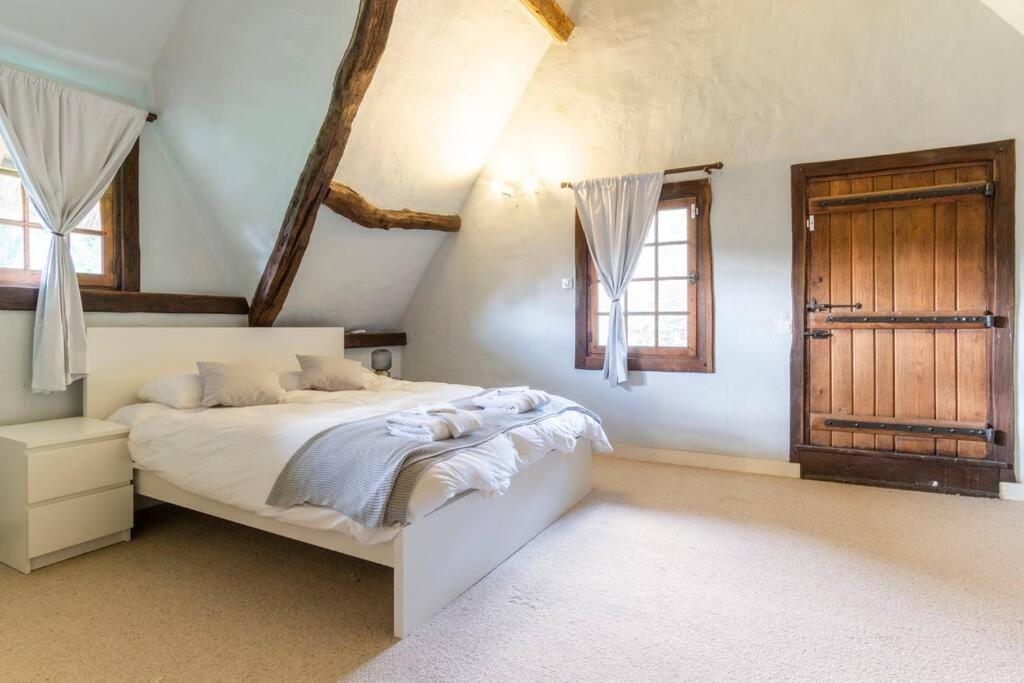 Dream 6-Bedroom Villa With Private Tennis Court Le Tilleul Esterno foto